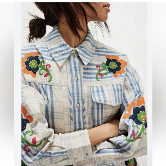 We the free embroidered shirt - Picture 2 of 8